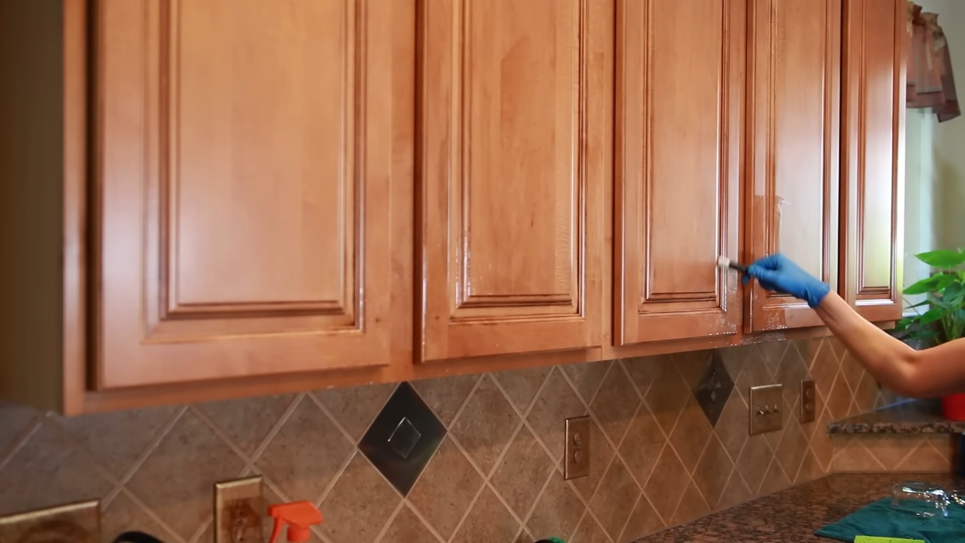 Clean Kitchen Cabinets Fast