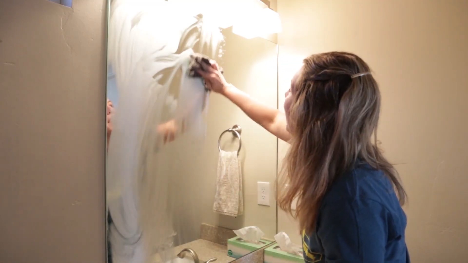 Shaving Cream Mirror Cleaning